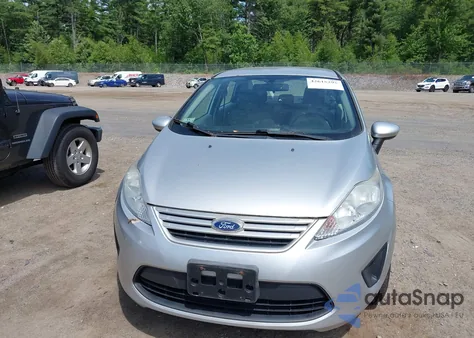 2013 Ford Fiesta S из США, поврежденный, VIN 3FADP4AJ8DM173687